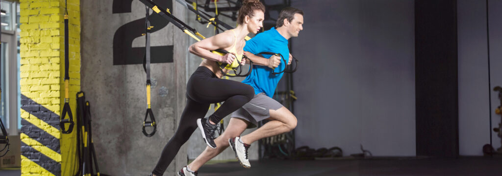 5 ejercicios para quemar grasa con TRX