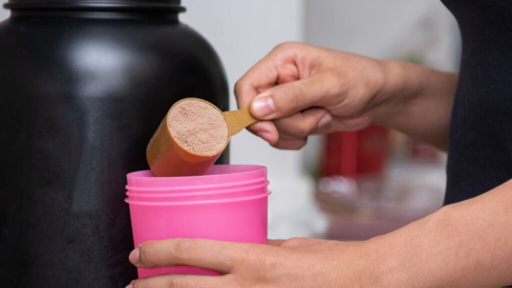 ¿La proteína en polvo engorda?